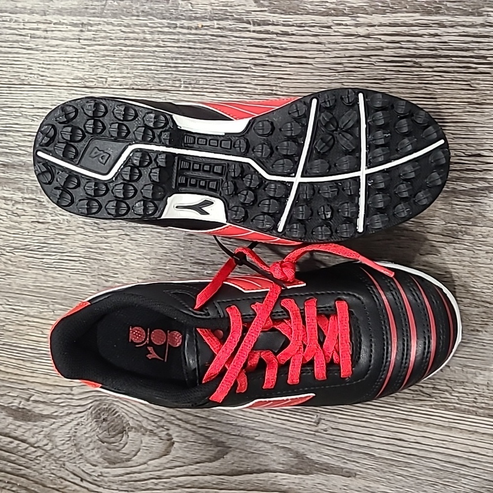 Diadora Kid's Cattura TF Jr Turf Soccer Shoes - Picture 4 of 4